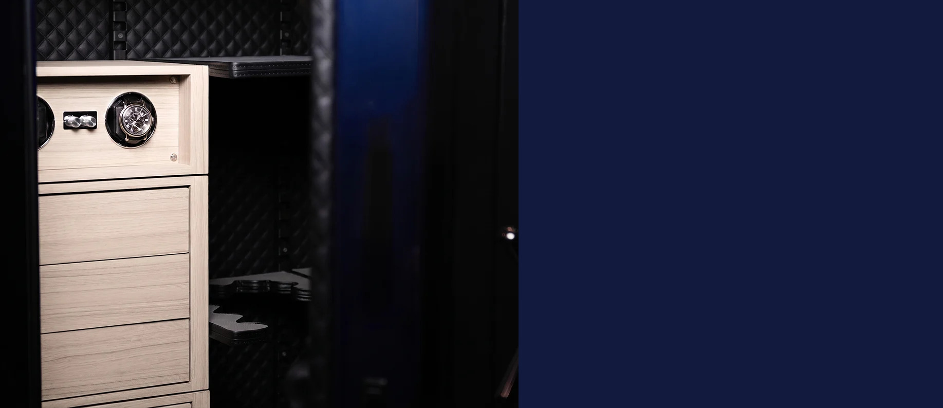 Modular shelving. Premium Finishes. Pro Flex® personalization in New Castle